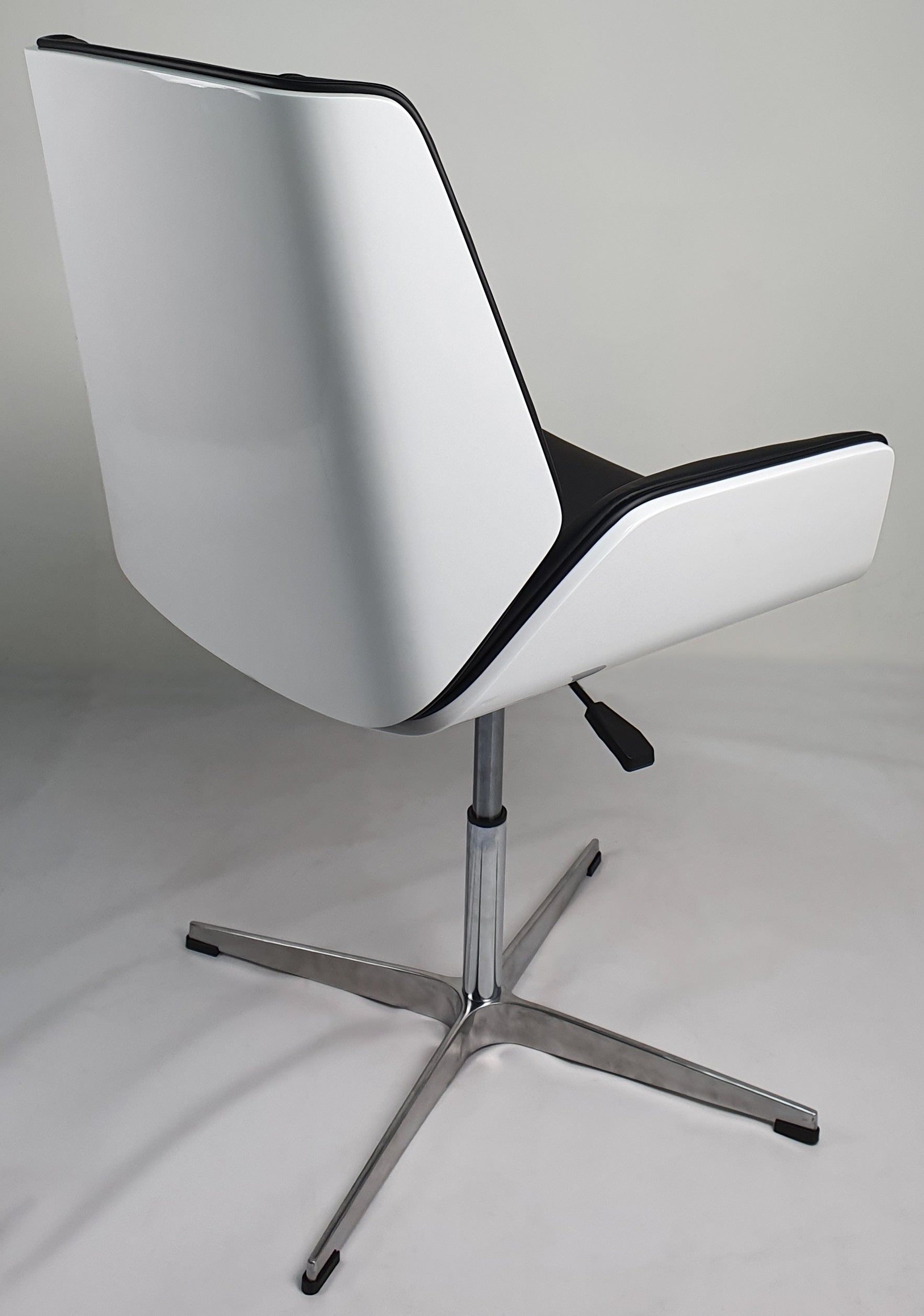 Black Leather Swivel Visitors Chair with White Gloss Shell - BG1C
